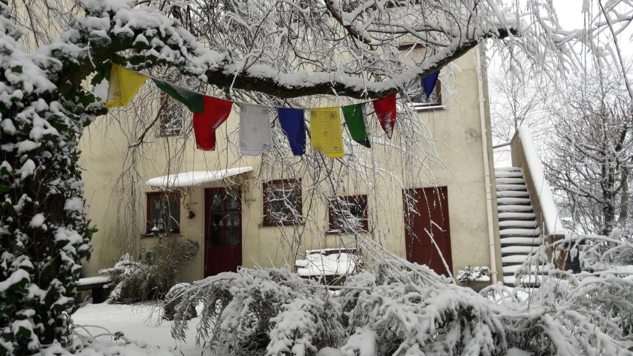 Gite Montrias Cerfontaine Kültér fotó